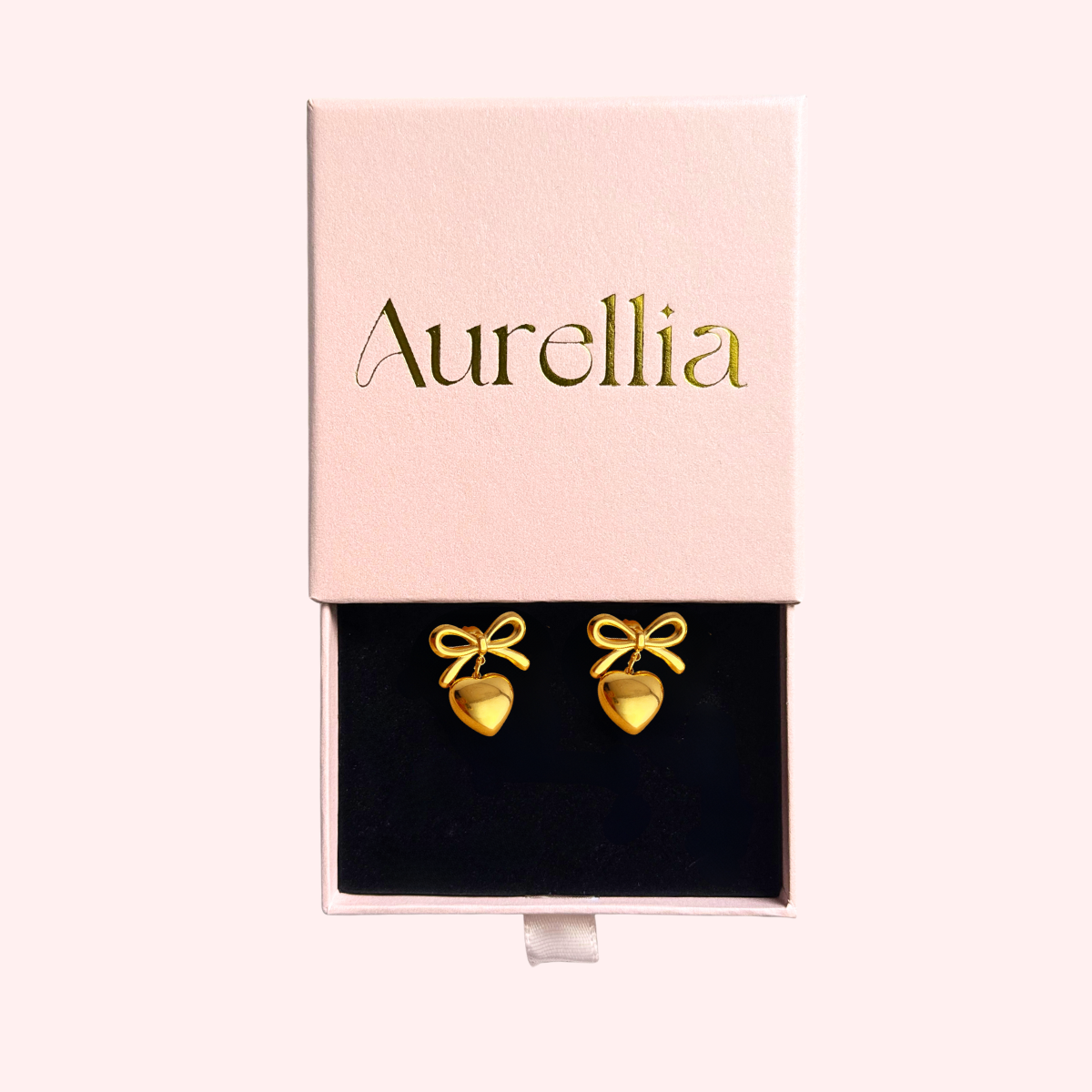 Aretes Amora