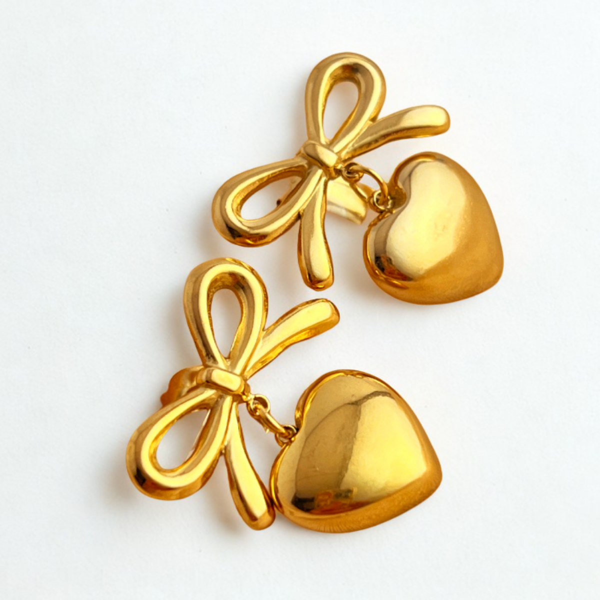 Aretes Amora
